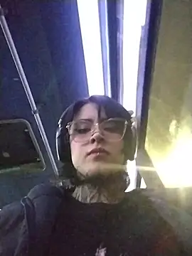 taaylor33 online show from 03/08/26, 12:08