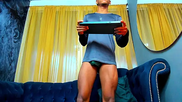 Ethan Fox11 online show from 05/01/26, 01:48