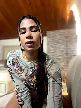 Snapshot of HaileyBaldwin chatting on 12/01/24, 06:19 HaileyBaldwin online show from 12/01/24, 06:19