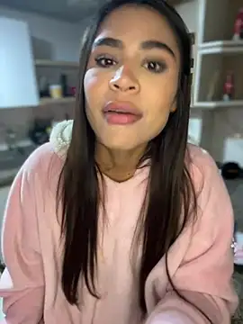 Snapshot of HaileyBaldwin chatting on 01/23/25, 05:35 HaileyBaldwin online show from 01/23/25, 05:35