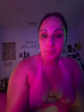 DeeLight124 online show from 06/04/26, 04:51