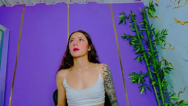 scarlet-jonesx online show from 10/10/25, 11:37