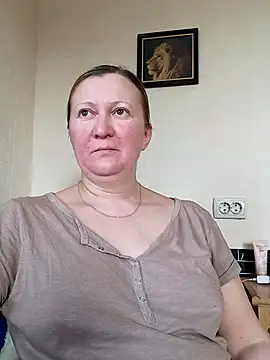 Snapshot of blondyaguar chatting on 02/28/25, 09:04 blondyaguar online show from 02/28/25, 09:04