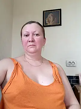 Snapshot of blondyaguar chatting on 03/01/25, 09:29 blondyaguar online show from 03/01/25, 09:29