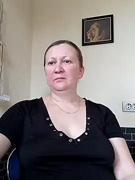 Snapshot of blondyaguar chatting on 03/13/25, 10:15 blondyaguar online show from 03/13/25, 10:15