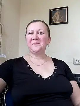 Snapshot of blondyaguar chatting on 03/14/25, 11:01 blondyaguar online show from 03/14/25, 11:01