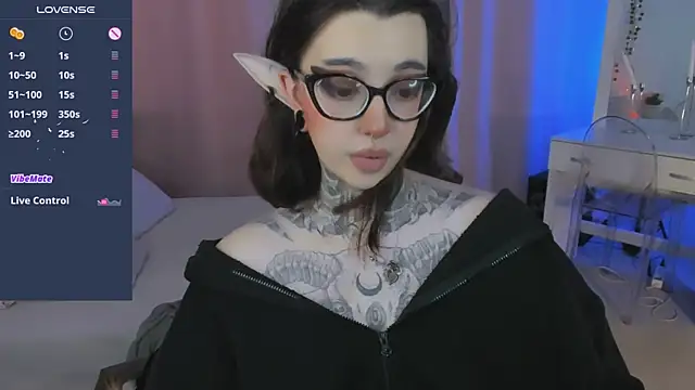 Dixi Pixi  online show from 04/25/26, 05:43