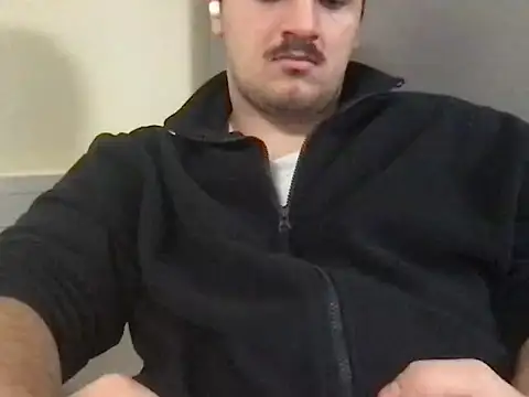 Snapshot of cookingmonster10 chatting on 12/16/25, 07:24 cookingmonster10 online show from 12/16/25, 07:24