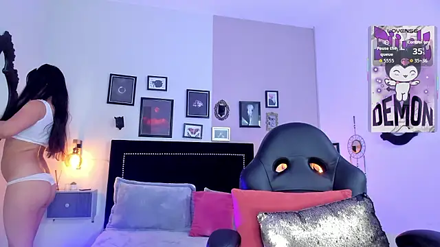 Chloe fischer  online show from 02/27/26, 03:12