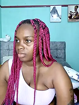 Snapshot of freaky_j_ chatting on 12/15/24, 10:37 freaky j  online show from 12/15/24, 10:37