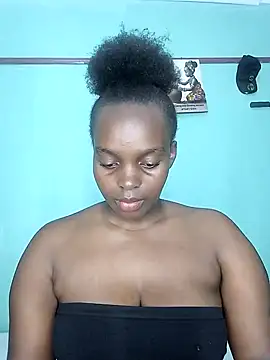 Snapshot of freaky_j_ chatting on 12/19/24, 04:02 freaky j  online show from 12/19/24, 04:02
