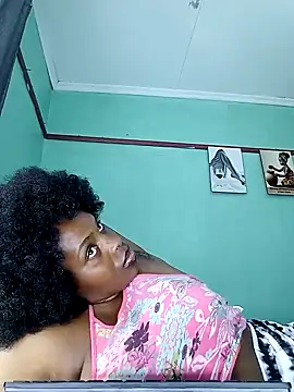 Snapshot of freaky_j_ chatting on 02/01/25, 01:55 freaky j  online show from 02/01/25, 01:55