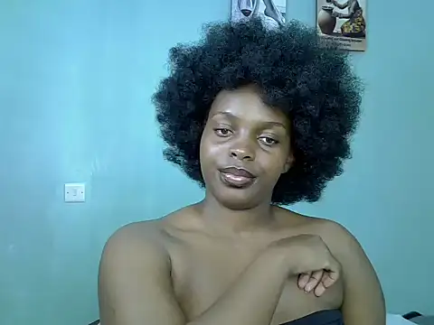 Snapshot of freaky_j_ chatting on 02/02/25, 12:35 freaky j  online show from 02/02/25, 12:35