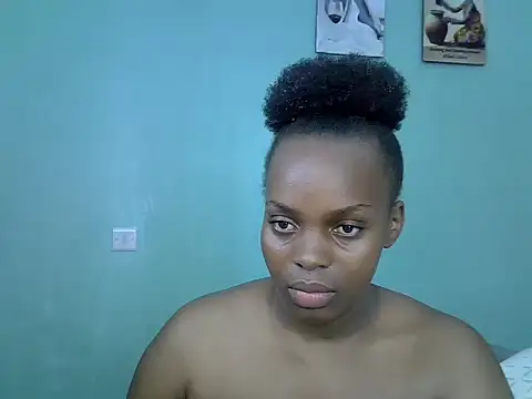 Snapshot of freaky_j_ chatting on 02/05/25, 02:29 freaky j  online show from 02/05/25, 02:29