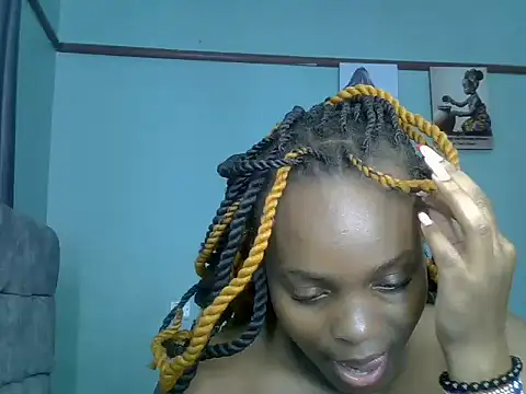 Snapshot of freaky_j_ chatting on 03/11/25, 10:29 freaky j  online show from 03/11/25, 10:29