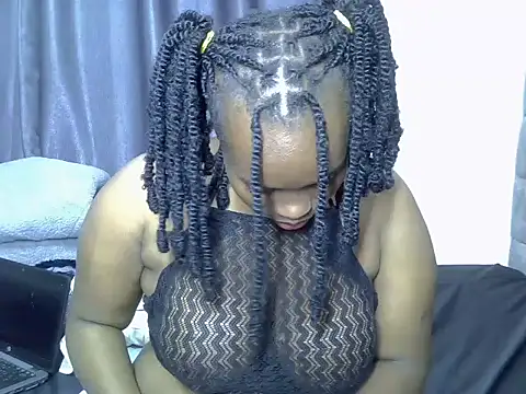 Snapshot of freaky_j_ chatting on 09/17/25, 08:10 freaky j  online show from 09/17/25, 08:10