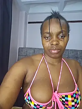 Snapshot of freaky_j_ chatting on 10/18/25, 12:35 freaky j  online show from 10/18/25, 12:35