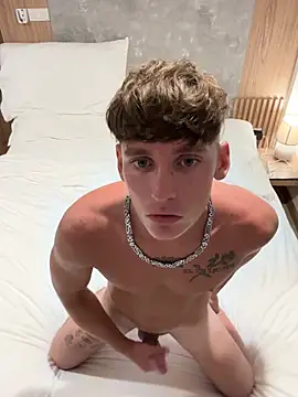 Snapshot of Hornyyoungstud123 chatting on 07/07/26, 07:18 Hornyyoungstud123 online show from 07/07/26, 07:18