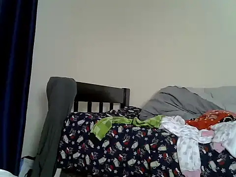 Snapshot of curvy_natallie chatting on 09/17/25, 09:22 curvy natallie online show from 09/17/25, 09:22