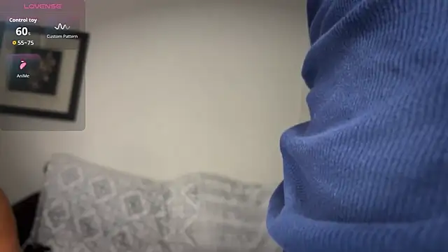 Snapshot of Lilmissbigguy chatting on 10/06/25, 12:30 Lilmissbigguy online show from 10/06/25, 12:30