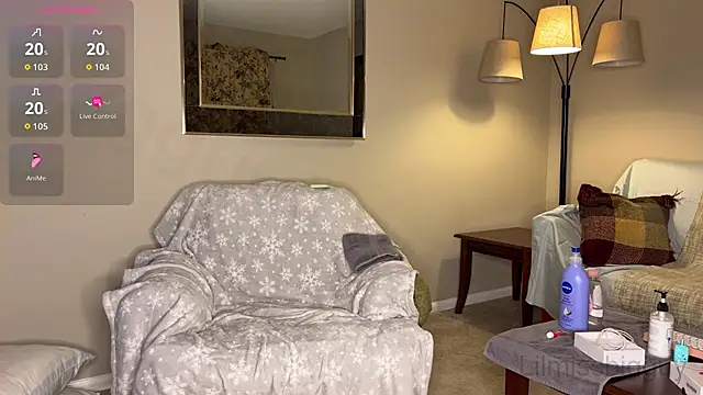 Snapshot of Lilmissbigguy chatting on 11/15/25, 10:48 Lilmissbigguy online show from 11/15/25, 10:48