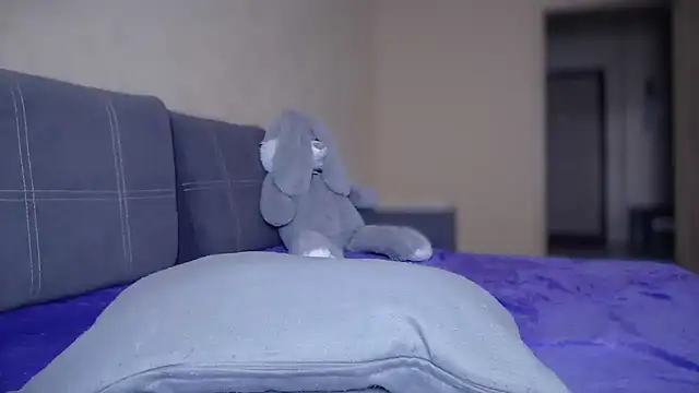 AlexaCruze online show from 02/15/25, 08:01