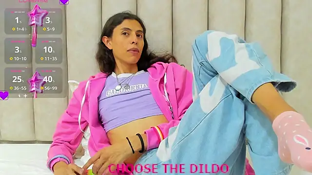 FreyaMoller online show from 09/13/25, 07:24