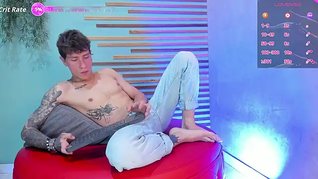 Snapshot of french_sexx chatting on 11/11/25, 07:25 french sexx online show from 11/11/25, 07:25