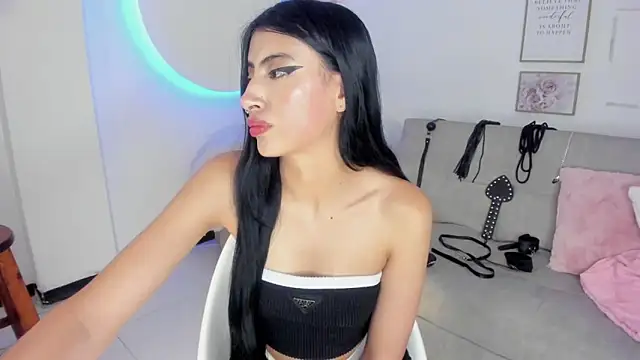 RACHEL EV online show from 03/14/25, 04:32