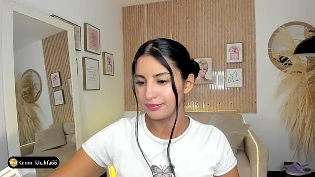 Snapshot of Kimm_khalifa chatting on 01/23/25, 11:05 Kimm khalifa online show from 01/23/25, 11:05