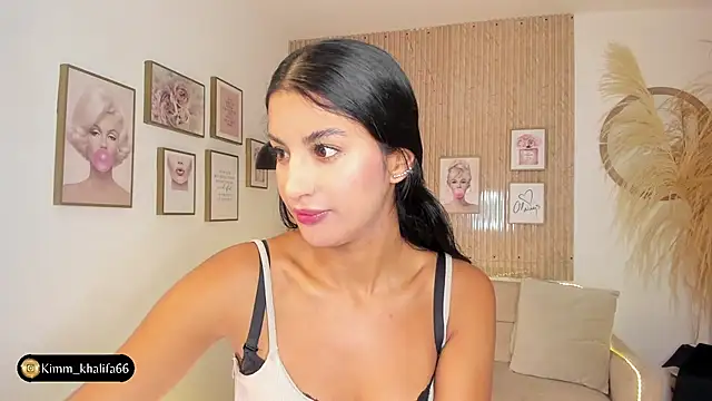 Snapshot of Kimm_khalifa chatting on 02/13/25, 09:06 Kimm khalifa online show from 02/13/25, 09:06