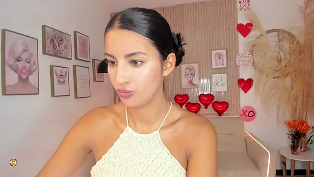 Snapshot of Kimm_khalifa chatting on 02/14/25, 09:10 Kimm khalifa online show from 02/14/25, 09:10