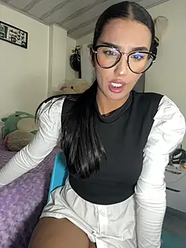 Snapshot of Kimm_khalifa chatting on 02/24/25, 03:23 Kimm khalifa online show from 02/24/25, 03:23