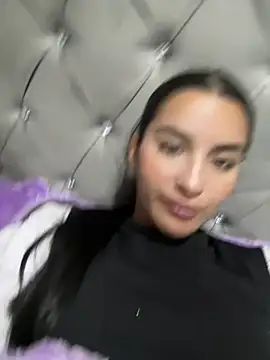 Snapshot of Kimm_khalifa chatting on 02/24/25, 10:25 Kimm khalifa online show from 02/24/25, 10:25