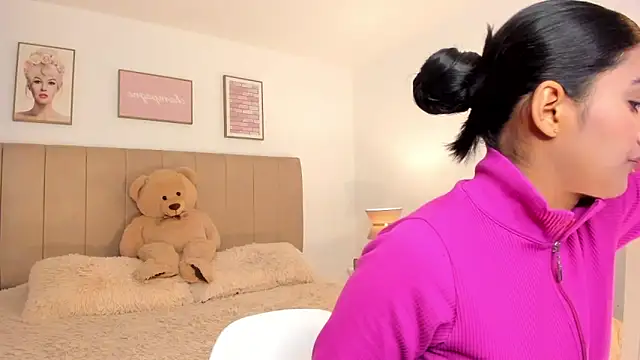 Snapshot of Kimm_khalifa chatting on 03/02/25, 03:37 Kimm khalifa online show from 03/02/25, 03:37