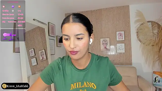 Snapshot of Kimm_khalifa chatting on 03/04/25, 11:00 Kimm khalifa online show from 03/04/25, 11:00