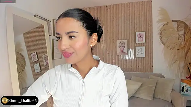 Snapshot of Kimm_khalifa chatting on 03/10/25, 09:40 Kimm khalifa online show from 03/10/25, 09:40