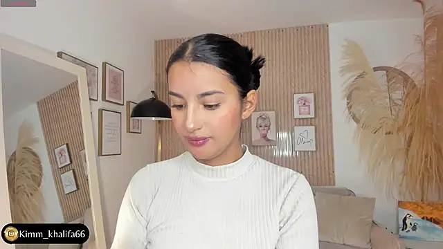 Snapshot of Kimm_khalifa chatting on 03/11/25, 10:09 Kimm khalifa online show from 03/11/25, 10:09