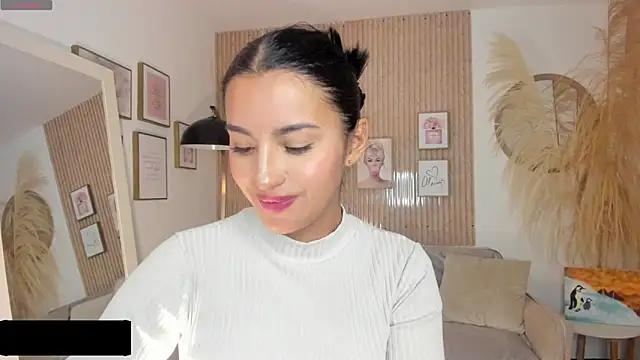 Snapshot of Kimm_khalifa chatting on 03/12/25, 01:14 Kimm khalifa online show from 03/12/25, 01:14