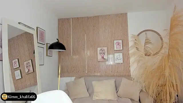 Snapshot of Kimm_khalifa chatting on 03/13/25, 09:37 Kimm khalifa online show from 03/13/25, 09:37