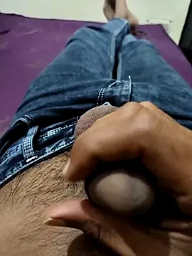 PAWARXX 0 online show from 10/11/25, 05:11