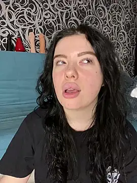 Kimi Ass online show from 02/21/25, 11:32