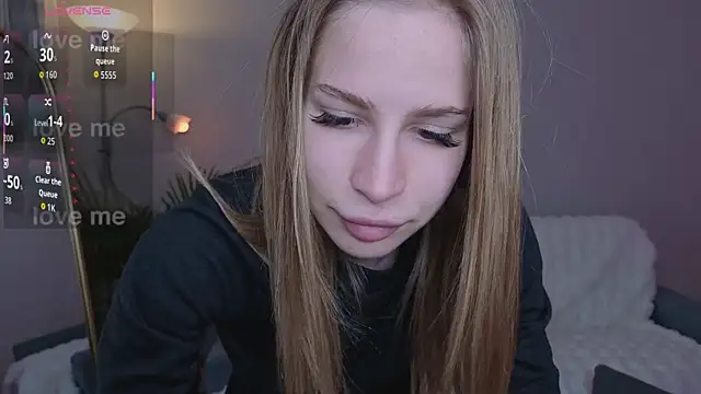 Elis Fox online show from 04/28/26, 10:20