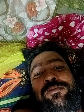 Young couple143 online show from 11/28/25, 05:26