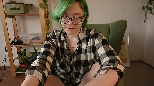 alisahug online show from 01/05/25, 06:56