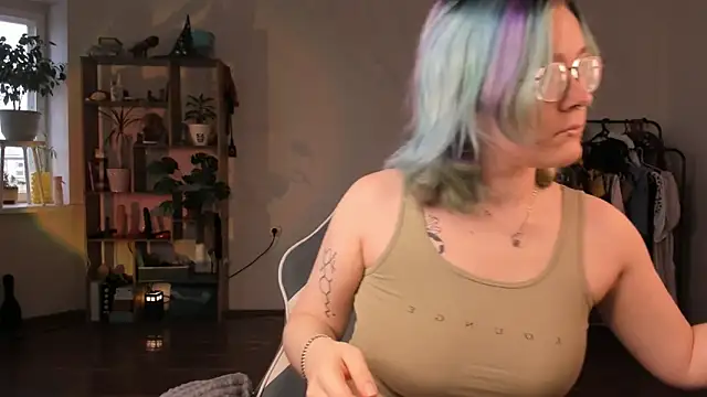 alisahug online show from 09/25/25, 06:06