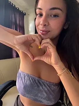 gabyaridi online show from 01/30/25, 01:53