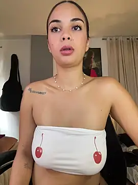 gabyaridi online show from 03/10/25, 03:52