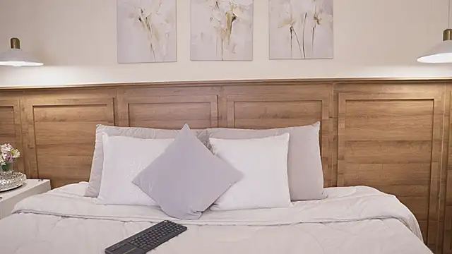 Amber Rush  online show from 04/09/26, 11:43