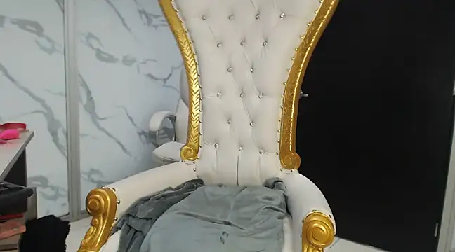 Snapshot of VaneLin18 chatting on 01/17/25, 07:30 VaneLin18 online show from 01/17/25, 07:30